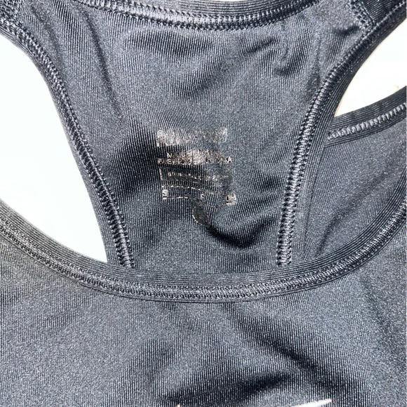 Nike Dri Fit Swoosh Sports Bra - Picture 6 of 7